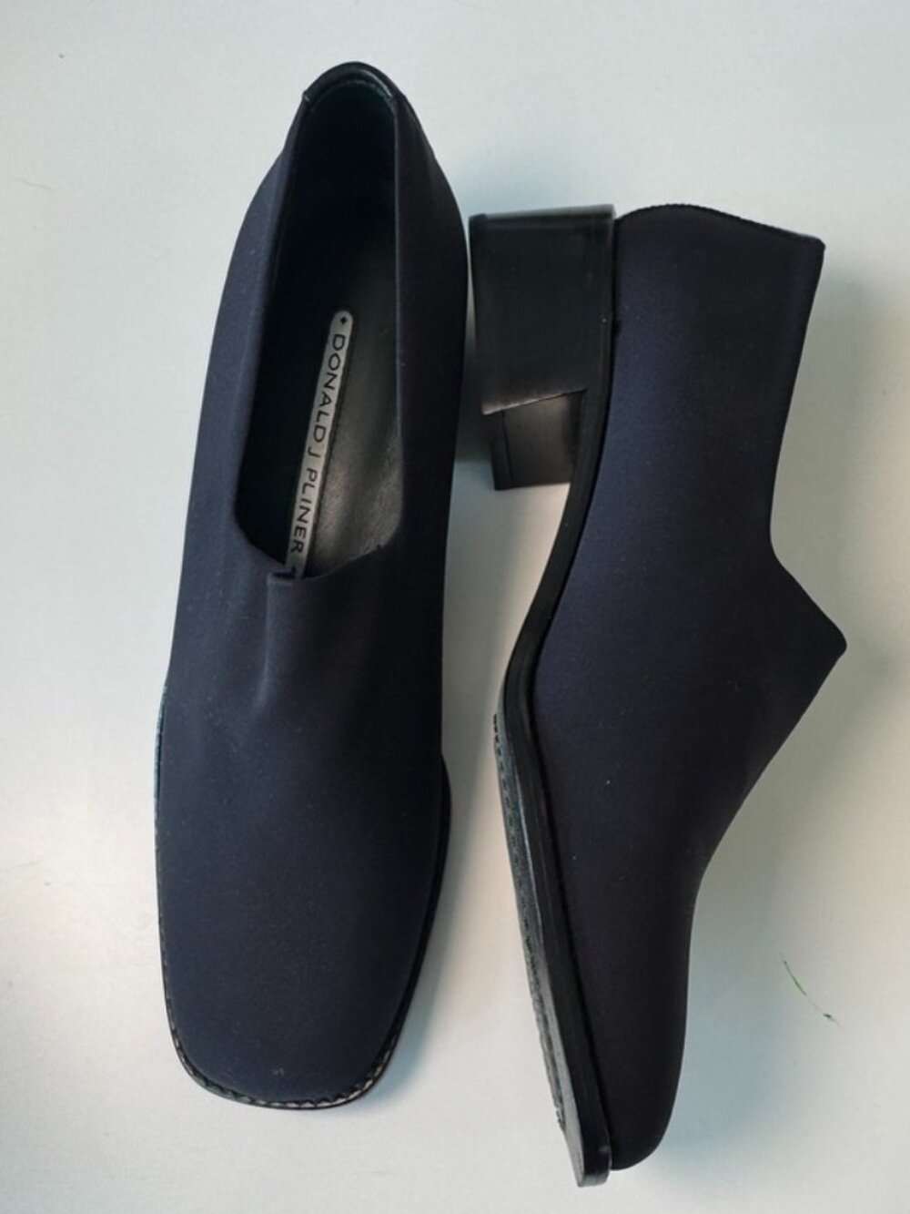 Donald Pliner Square Toe Pump With Block Heel Size 7